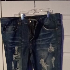 Men's Distressed Denim Jeans
